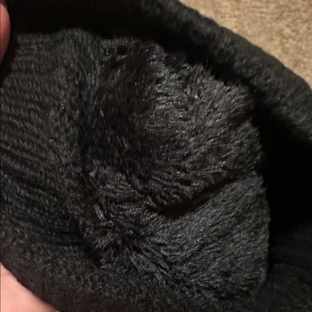 NWOT Knit Beanie with Pom Pom